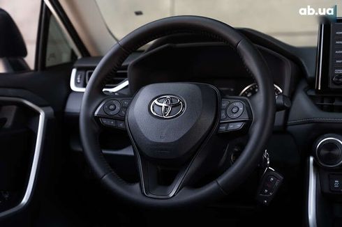 Toyota RAV4 2022 - фото 14