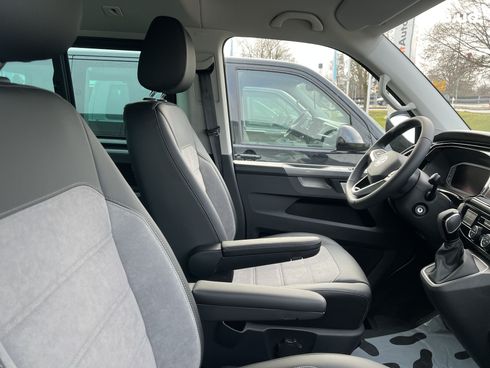 Volkswagen Multivan 2022 - фото 24