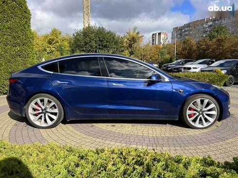 Tesla Model 3 2019 - фото 8