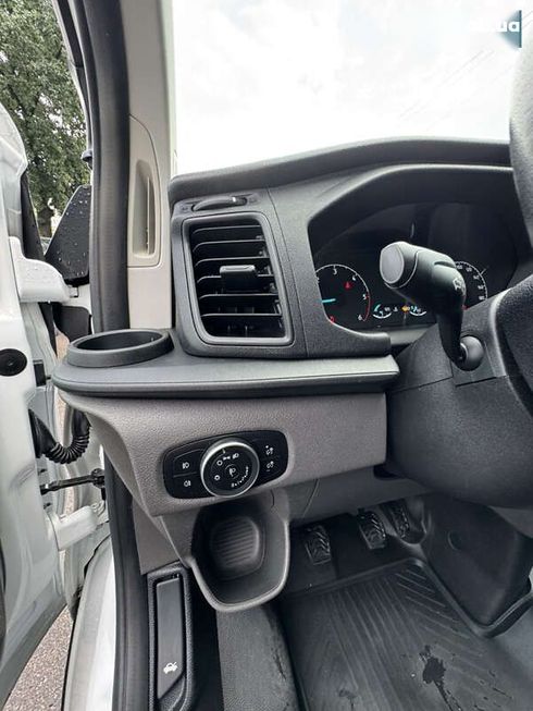 Ford Transit Custom 2020 - фото 16