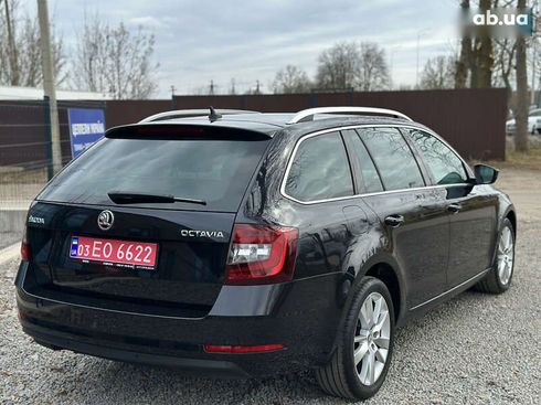 Skoda Octavia 2018 - фото 13