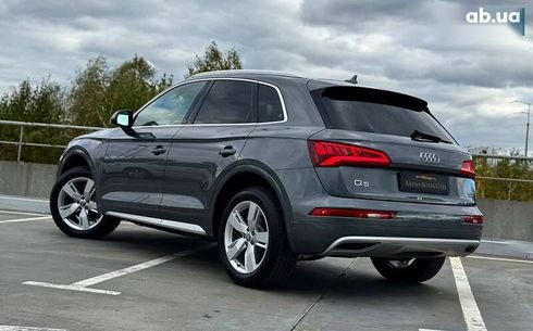Audi Q5 2018 - фото 10