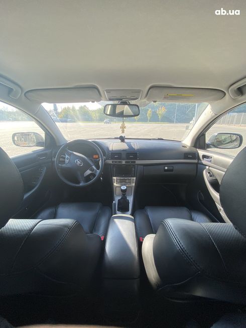 Toyota Avensis 2008 серебристый - фото 8