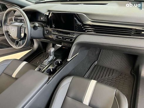 Toyota Camry 2024 - фото 26
