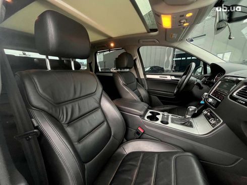 Volkswagen Touareg 2013 белый - фото 42