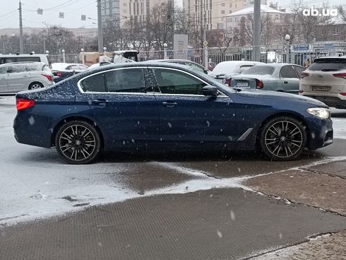 BMW 5 серия 2020 синий - фото 8