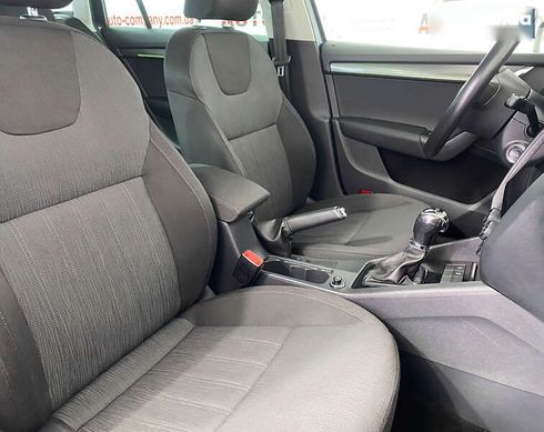 Skoda Octavia 2017 - фото 18