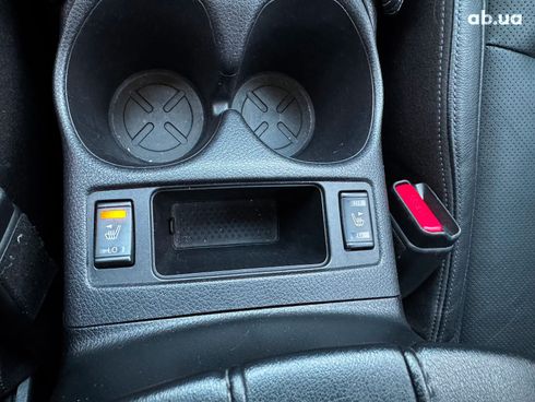 Nissan Rogue 2018 белый - фото 29