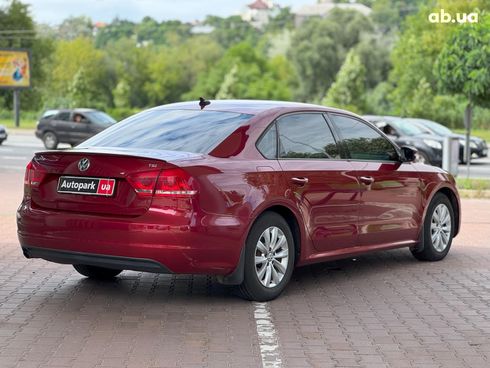 Volkswagen passat b7 2014 красный - фото 13