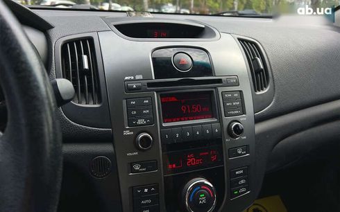 Kia Cerato 2011 - фото 10