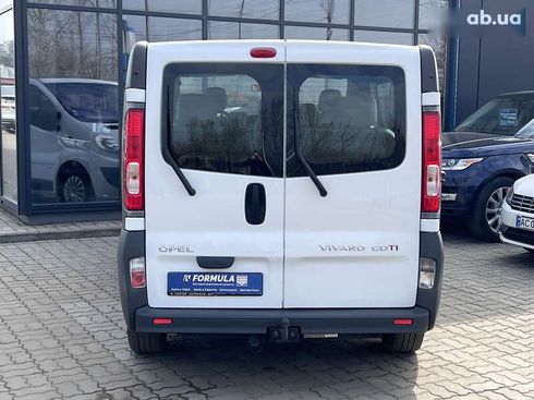 Opel Vivaro 2012 - фото 29