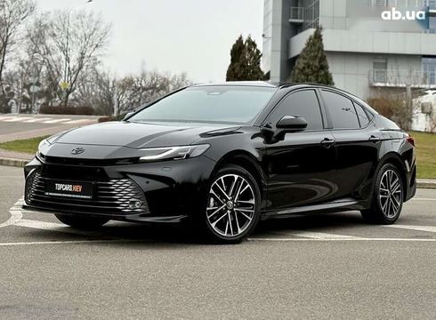 Toyota Camry 2024 - фото 5