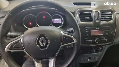 Renault Sandero 2020 - фото 11