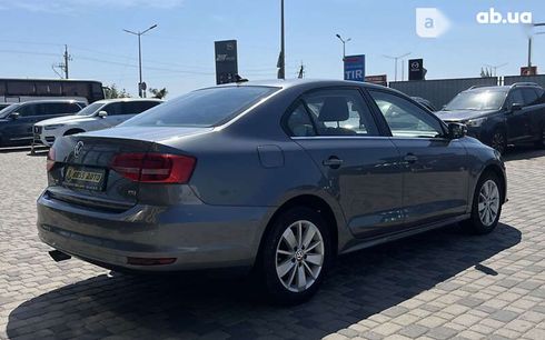 Volkswagen Jetta 2015 - фото 6