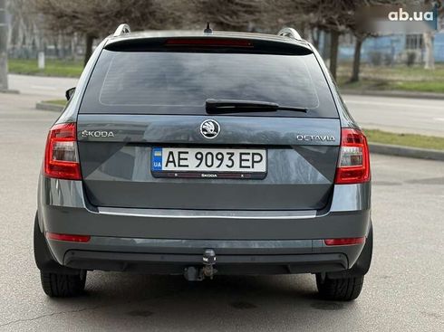 Skoda Octavia 2018 - фото 9