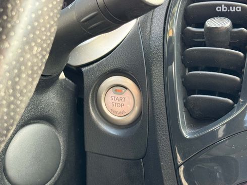 Nissan Juke 2011 белый - фото 35