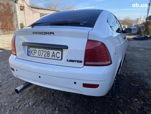 ВАЗ Priora 2010 белый - фото 7