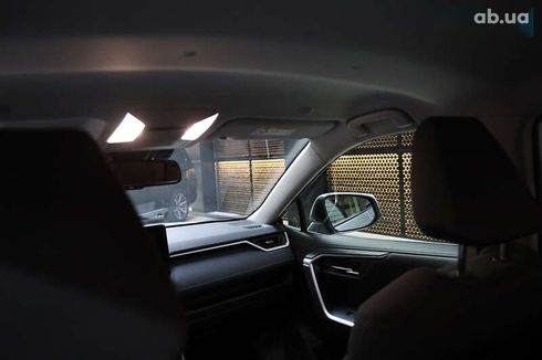 Toyota RAV4 2023 - фото 26