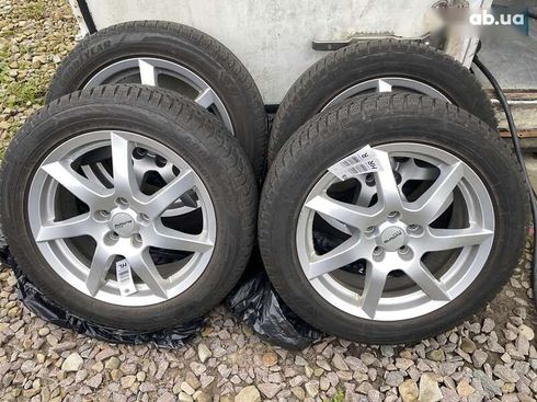 Hyundai Kona Electric 2022 - фото 11