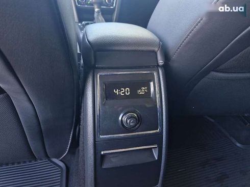 Skoda Superb 2010 - фото 25