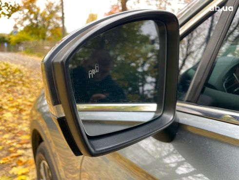 Volkswagen Tiguan 2017 серый - фото 28