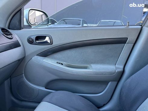 Chevrolet Lacetti 2005 зеленый - фото 23