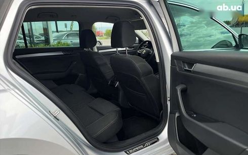 Skoda Superb 2018 - фото 28
