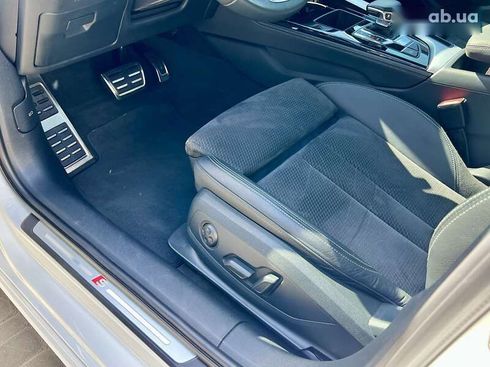 Audi A4 2021 - фото 26