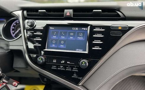 Toyota Camry 2019 - фото 13