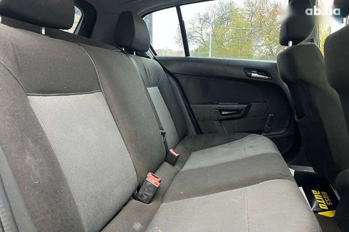 Opel Astra 2005 - фото 18