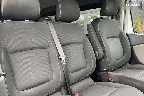 Renault Trafic 2017 - фото 22