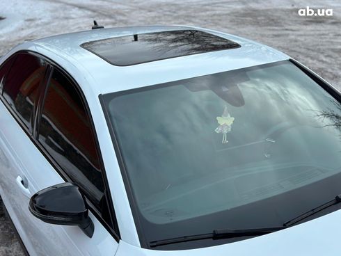 Audi A4 2022 белый - фото 13