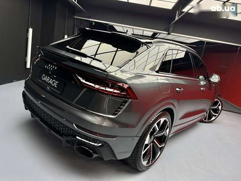 Audi RS Q8 2021 - фото 24