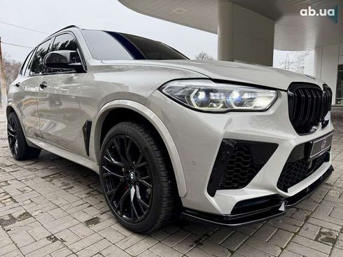 BMW X5 M 2021 - фото 11