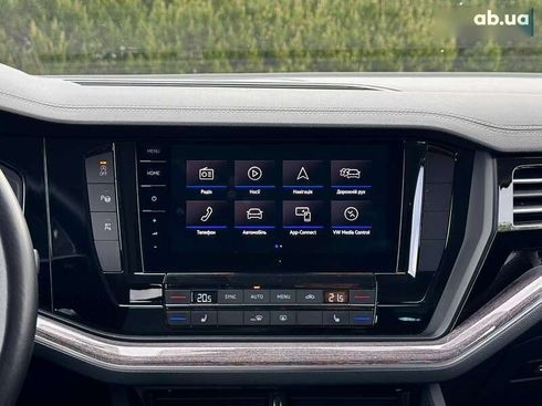 Volkswagen Touareg 2021 - фото 28