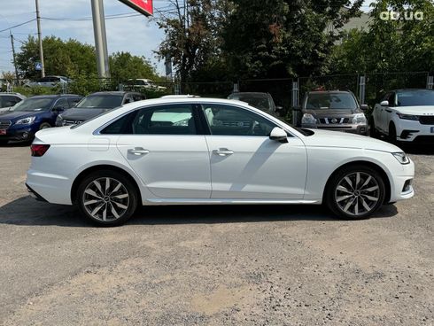 Audi A4 2023 белый - фото 7