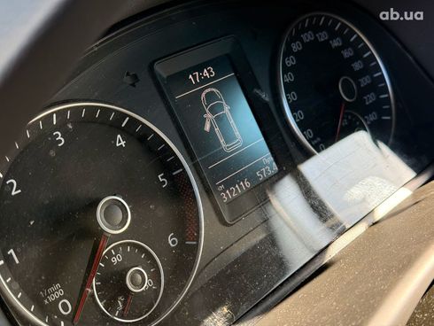 Volkswagen Touran 2015 черный - фото 25