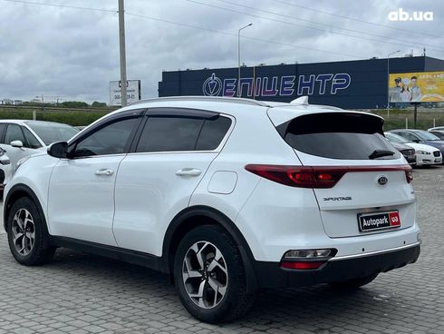 Kia Sportage 2018 белый - фото 8