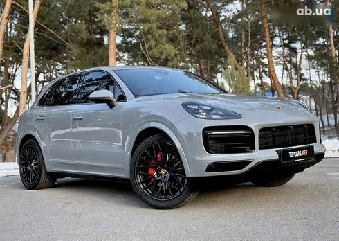 Porsche Cayenne 2018 - фото 19