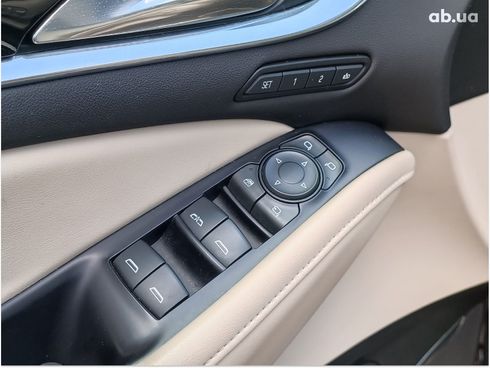 Buick Enclave 2017 красный - фото 18