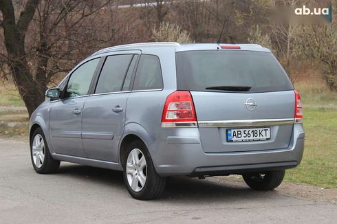 Opel Zafira 2009 - фото 10