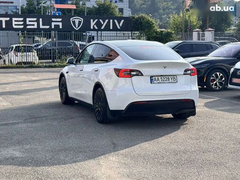 Tesla Model Y 2021 - фото 2