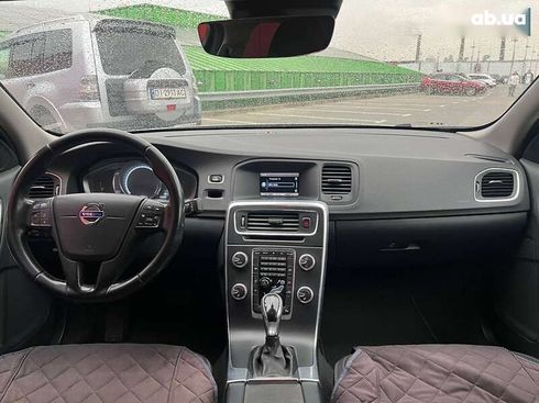 Volvo S60 2015 - фото 13