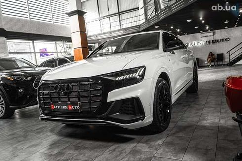 Audi Q8 2021 - фото 6
