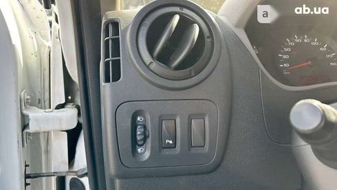 Renault Master 2014 - фото 11