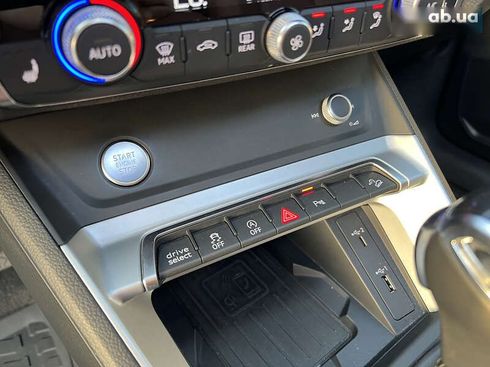 Audi Q3 2019 - фото 23