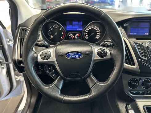 Ford Focus 2013 - фото 16