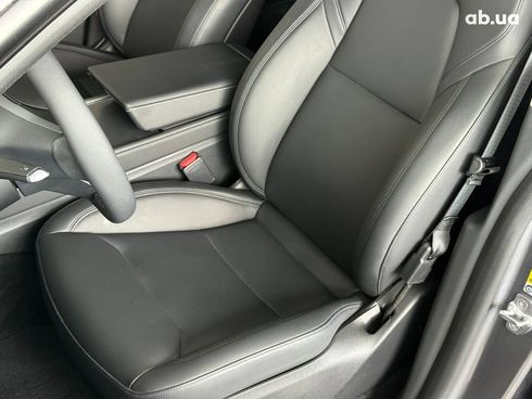 Tesla Model Y 2023 серый - фото 13