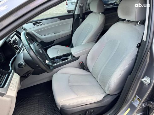 Hyundai Sonata 2018 серый - фото 20