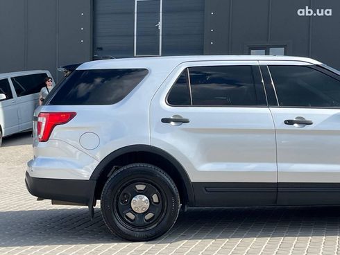 Ford Explorer 2017 серый - фото 13